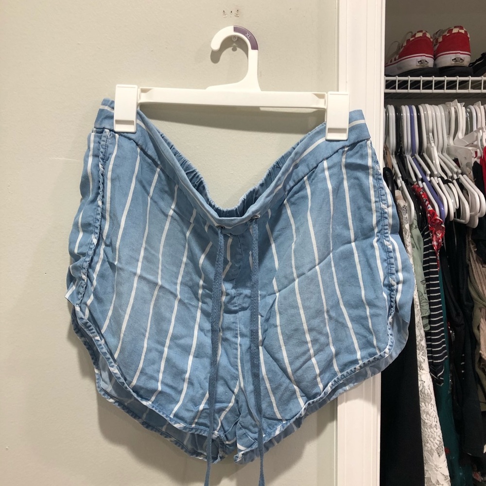 Flowy shorts